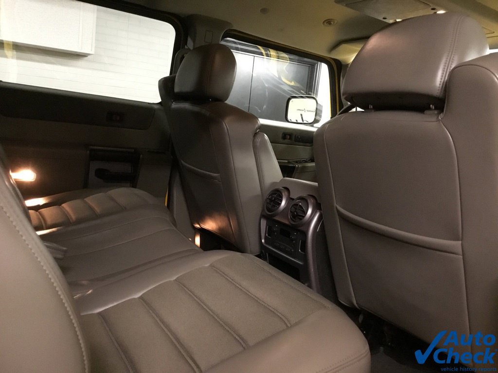 Used 2003 HUMMER H2 w/ Preferred Equipment Group AWD/4WD image 37