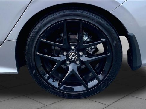 Used 2025 Honda Civic Sport image 11