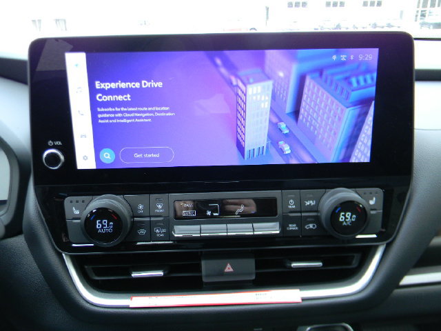 New 2026 Toyota Grand Highlander XLE FWD image 10