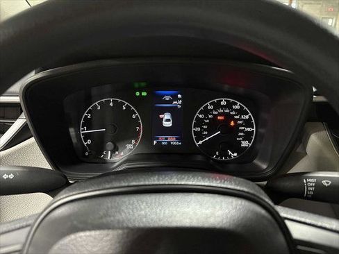 Certified 2025 Toyota Corolla LE image 30