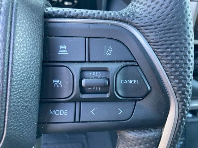 Certified 2025 Toyota Sequoia Limited w/ Tow Technology Package AWD/4WD image 37