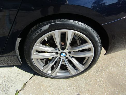 Used 2016 BMW 328i Gran Turismo xDrive image 13