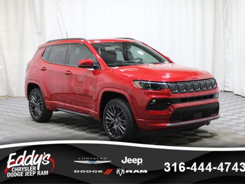 Used 2022 Jeep Compass Limited w/ (RED) Package image 1
