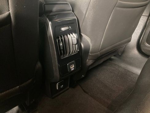 Used 2025 Jeep Compass Limited image 14