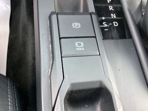 Used 2025 Toyota Tacoma SR image 28