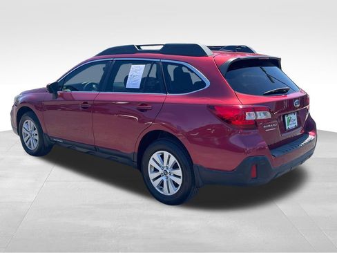 Used 2019 Subaru Outback 2.5i Premium AWD/4WD image 5