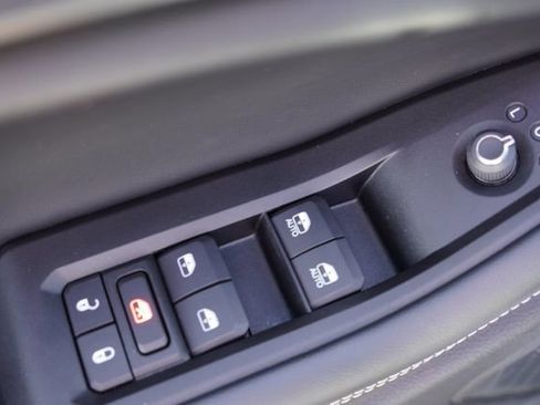 Certified 2023 Jeep Grand Cherokee Altitude image 23