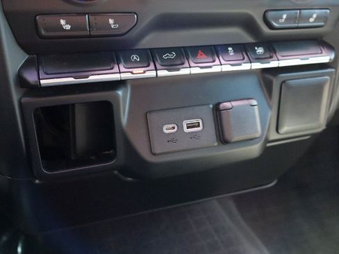 Used 2019 Chevrolet Silverado 1500 LT w/ All-Star Edition RWD image 25