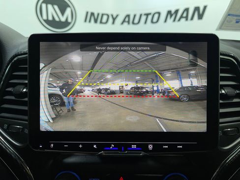 Used 2017 Jeep Grand Cherokee Limited image 10