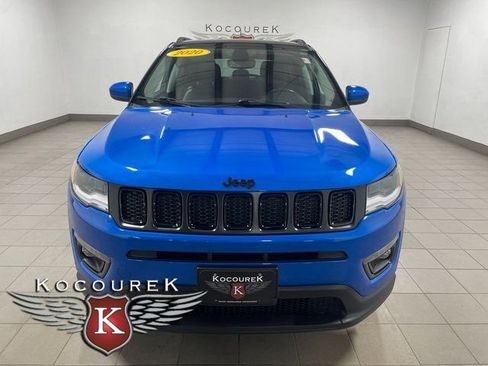 Used 2020 Jeep Compass Latitude AWD/4WD image 2