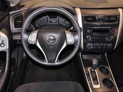 Used 2015 Nissan Altima 2.5 S w/ Power Driver Seat Package FWD image 21