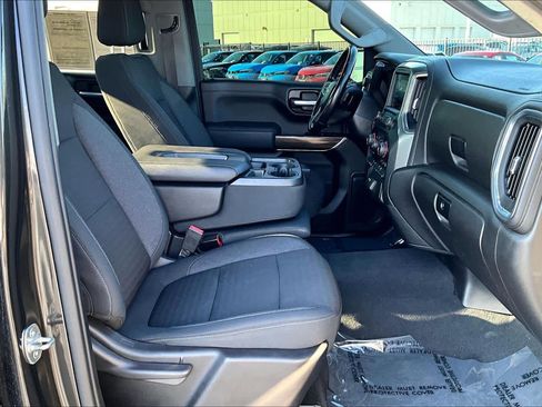 Used 2021 Chevrolet Silverado 1500 LT image 8