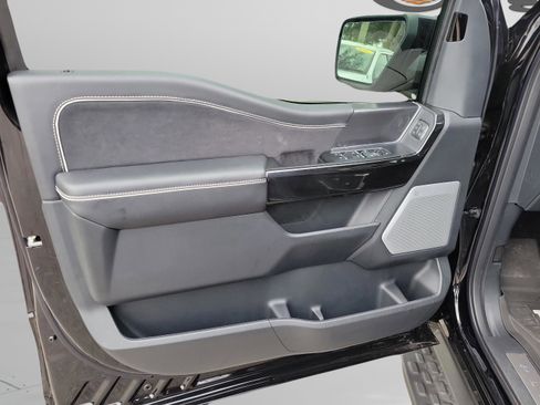 New 2025 Ford F150 Lightning Platinum image 29