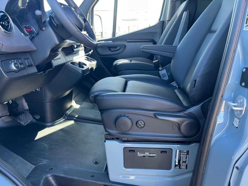 New 2026 Mercedes-Benz Sprinter 2500 image 15