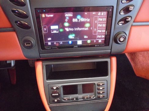 Used 1999 Porsche Boxster image 16