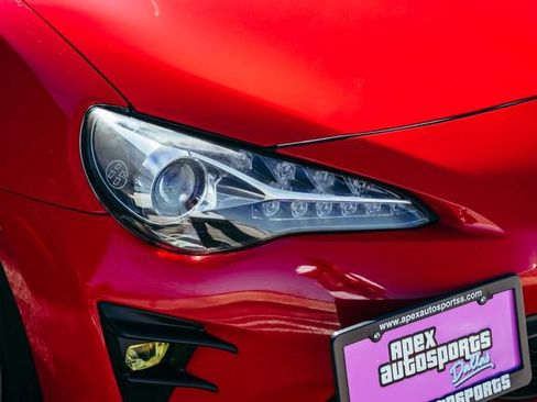 Used 2018 Toyota 86 GT image 38