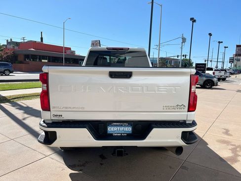 Used 2022 Chevrolet Silverado 2500 High Country AWD/4WD image 6