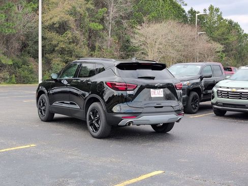 New 2026 Chevrolet Blazer LT w/ Convenience Package image 3