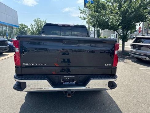 Used 2020 Chevrolet Silverado 1500 LTZ w/ LTZ Premium Package AWD/4WD image 7