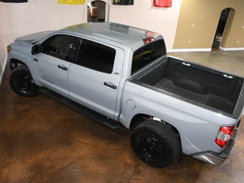 Used 2019 Toyota Tundra SR5 w/ SR5 Upgrade Package AWD/4WD image 76