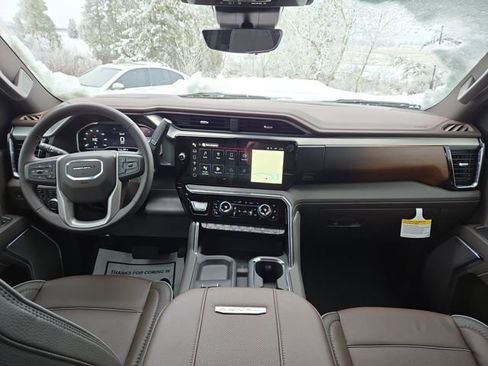 New 2025 GMC Sierra 3500 Denali w/ Technology Package image 3