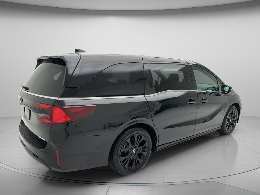 Used 2025 Honda Odyssey Sport-L image 5