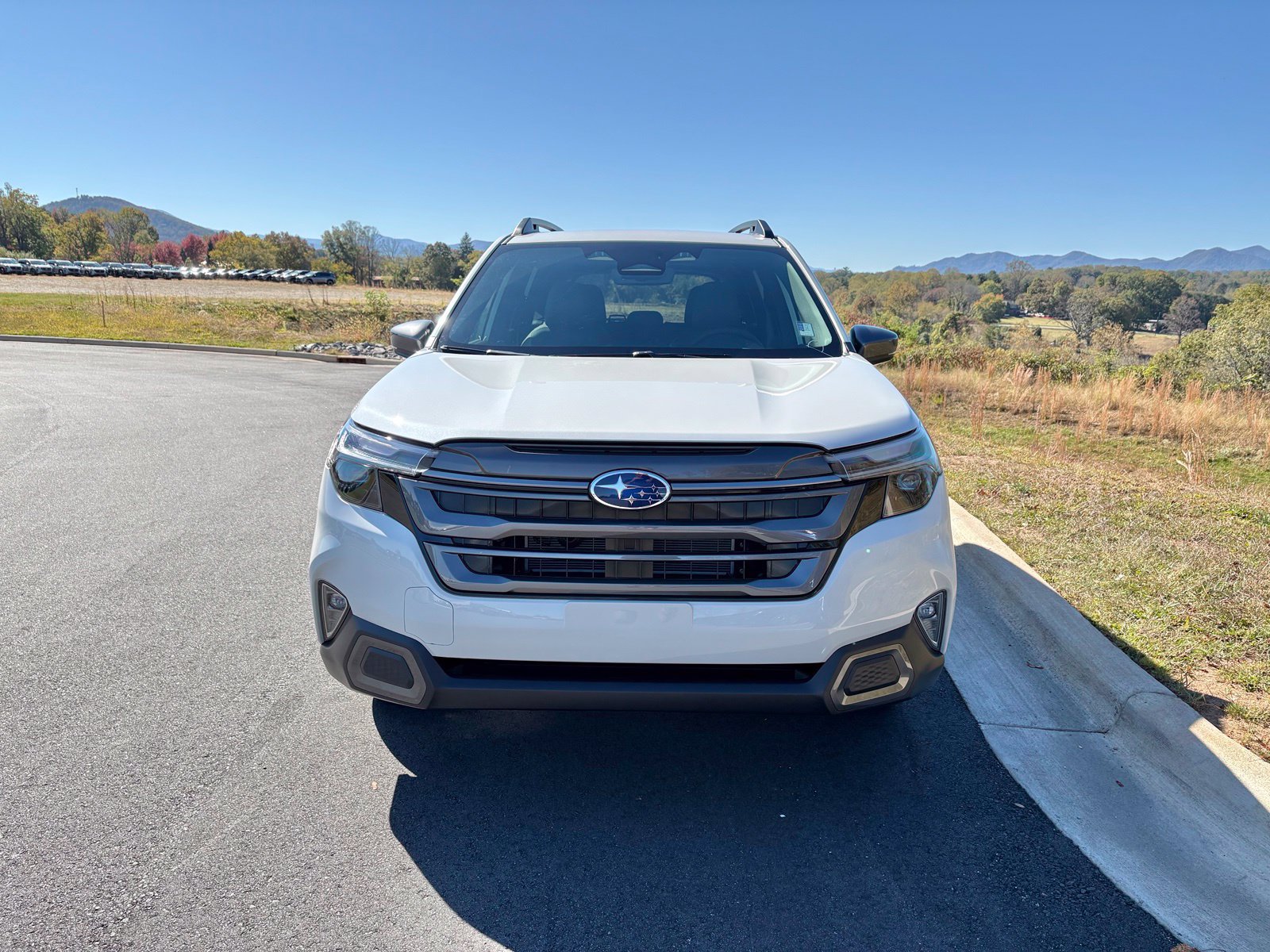 New 2026 Subaru Forester Premium AWD/4WD image 2