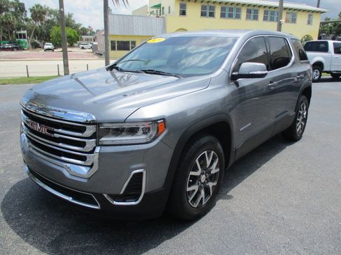 Used 2020 GMC Acadia SLE image 4