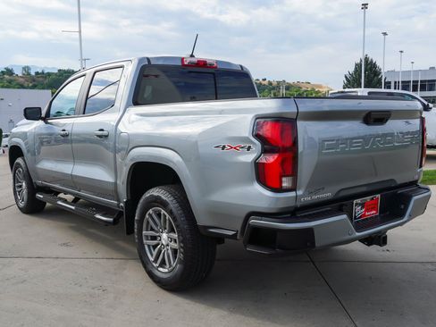 Used 2024 Chevrolet Colorado LT w/ LT Convenience Package III AWD/4WD image 6