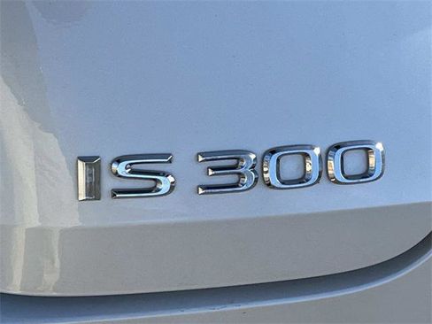 Certified 2021 Lexus IS 300 300 image 11