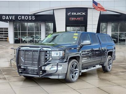 Used 2019 GMC Sierra 1500 SLE w/ Black Pack