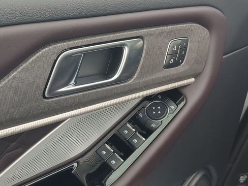 New 2026 Ford Explorer Platinum w/ LUX Leather Package image 10