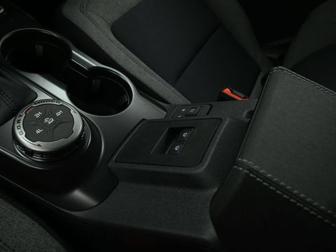 New 2026 Ford Bronco 2-Door AWD/4WD image 17