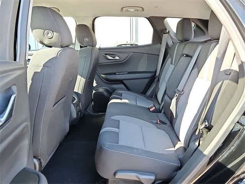 Certified 2023 Chevrolet Blazer LT w/ Convenience Package image 29