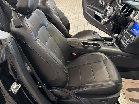 Used 2020 Ford Mustang GT Premium image 23