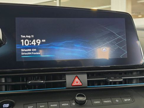 Used 2025 Hyundai Elantra SEL FWD image 25