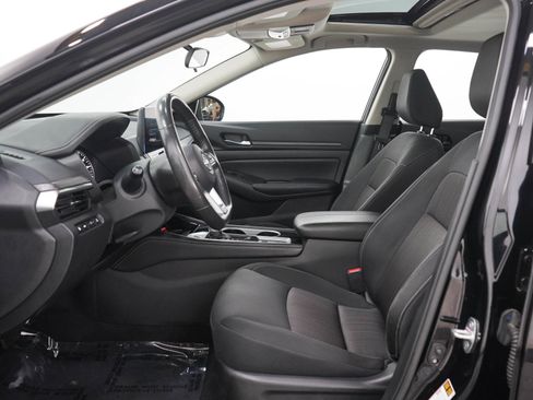 Used 2024 Nissan Altima 2.5 SV w/ SV Premium Package AWD/4WD image 21