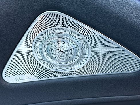 Certified 2025 Mercedes-Benz S 580 4MATIC Sedan image 32