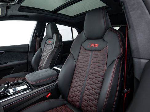 New 2026 Audi RS Q8 performance image 19