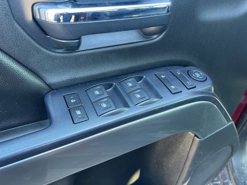 Used 2015 Chevrolet Silverado 2500 LT w/ LT Convenience Package image 8