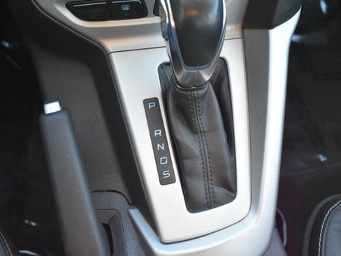 Used 2014 Ford Focus SE w/ Equipment Group 201A image 25