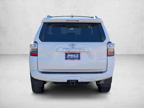 Used 2015 Toyota 4Runner SR5 Premium image 7