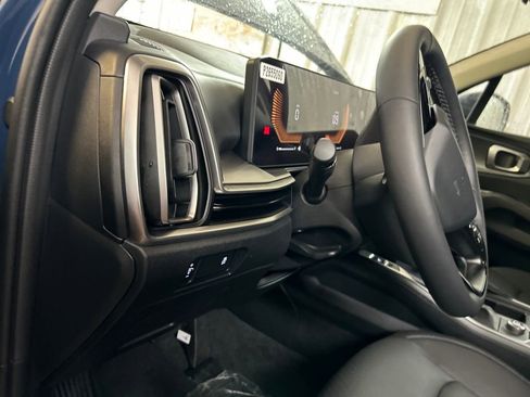 New 2026 Kia Sorento S FWD image 31