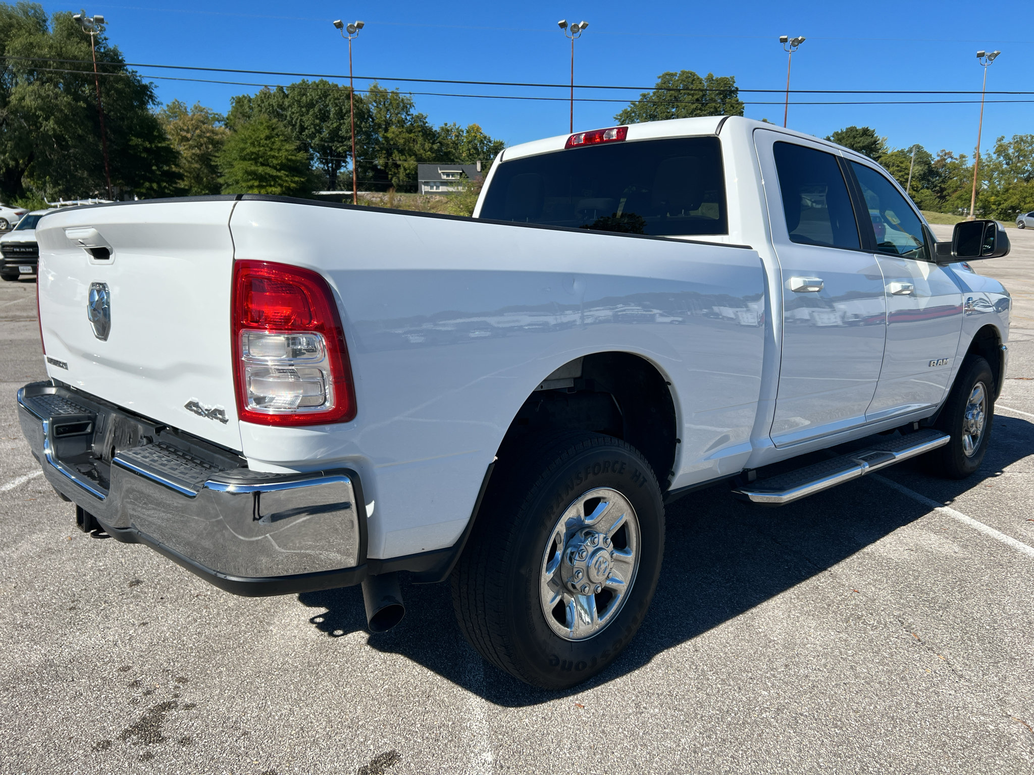 Used 2022 RAM 2500 Big Horn AWD/4WD image 3
