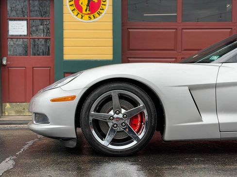 Used 2007 Chevrolet Corvette Convertible w/ Preferred Equipment Group image 33