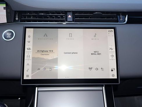 New 2026 Land Rover Range Rover Evoque S AWD/4WD image 23