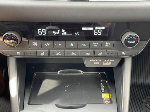 New 2026 Subaru Outback Touring XT AWD/4WD image 11
