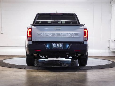Used 2024 Honda Ridgeline Black Edition image 5
