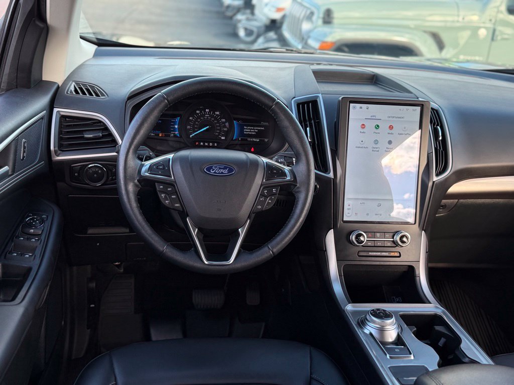 Used 2024 Ford Edge SEL w/ Convenience Package AWD/4WD image 5