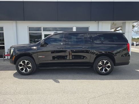Certified 2025 GMC Yukon XL AT4 AWD/4WD image 4